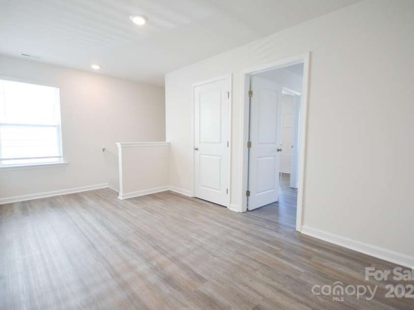 48 Providence Walk Drive, Hendersonville, NC 28792.  MLS# CAR4183906, YatesRealty ID 11207. 