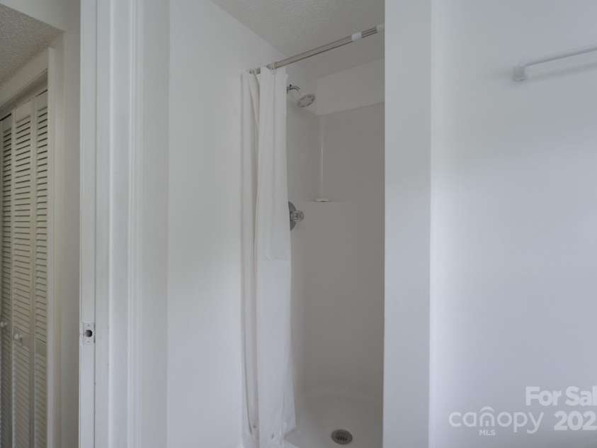 3219 Spring Valley Drive, Gastonia, NC 28052.  MLS# CAR4252454, YatesRealty ID 11208. 