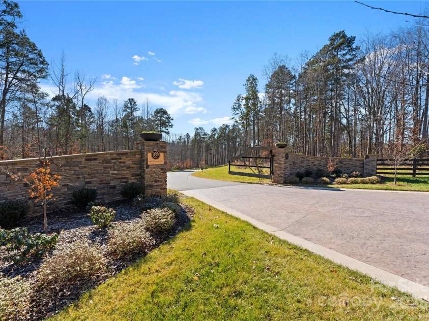 1052 Ventosa Drive, Denver, NC 28037.  MLS# CAR4137793, YatesRealty ID 1121. 