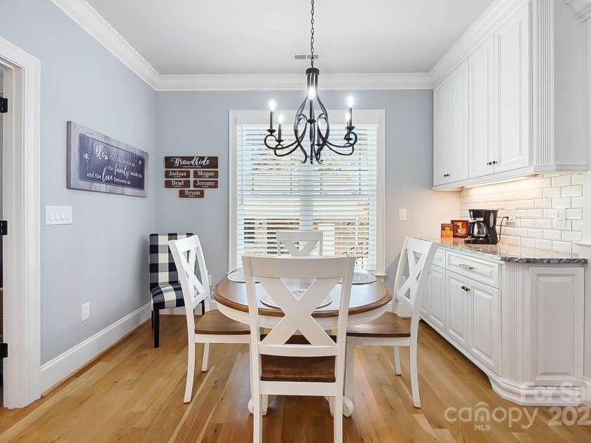 2102 Virginia Ellen Court, Stanley, NC 28164.  MLS# CAR4321172, YatesRealty ID 1121. Breakfast Nook w Custom Cabinets & Barista Area