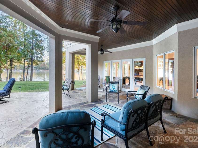 9225 Fair Oak Drive, Sherrills Ford, NC 28673.  MLS# CAR4319433, YatesRealty ID 1121. Lower Patio