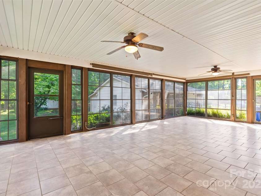 1633 Colony Road, Rock Hill, SC 29730.  MLS# CAR4238948, YatesRealty ID 11210. 