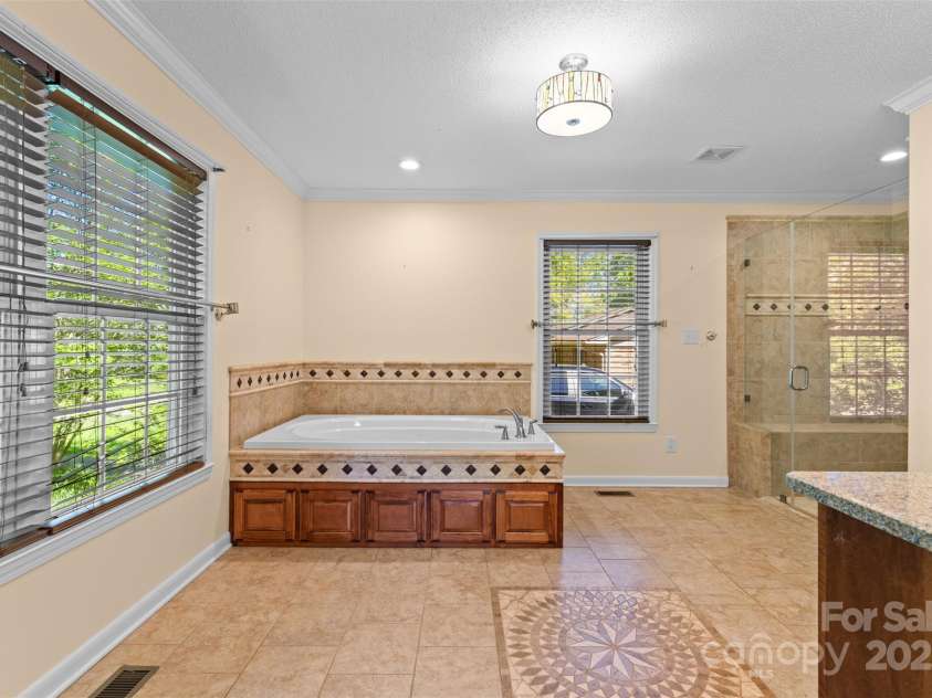 1633 Colony Road, Rock Hill, SC 29730.  MLS# CAR4238948, YatesRealty ID 11210. 