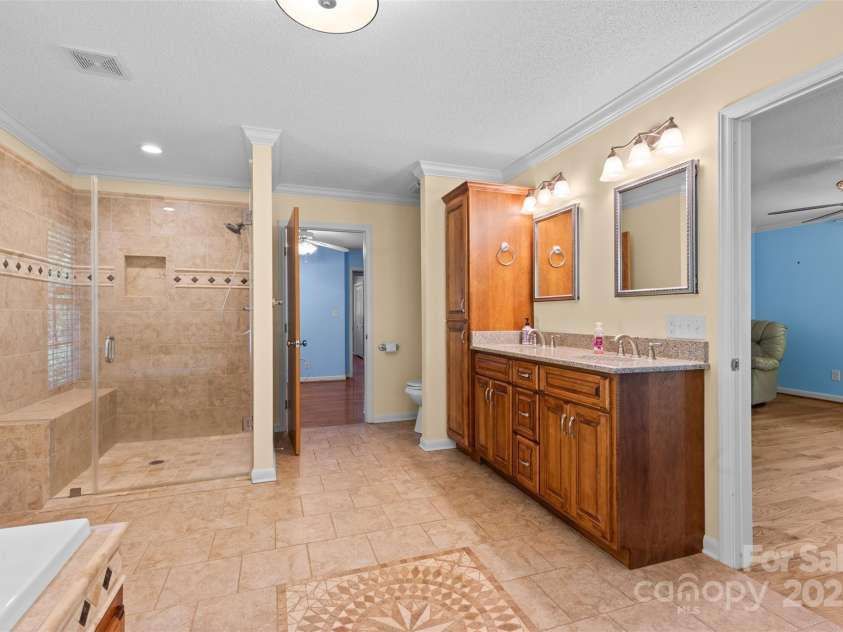 1633 Colony Road, Rock Hill, SC 29730.  MLS# CAR4238948, YatesRealty ID 11210. 