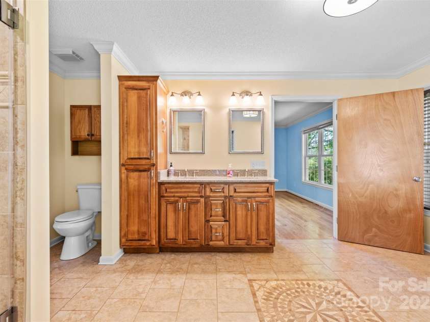 1633 Colony Road, Rock Hill, SC 29730.  MLS# CAR4238948, YatesRealty ID 11210. 