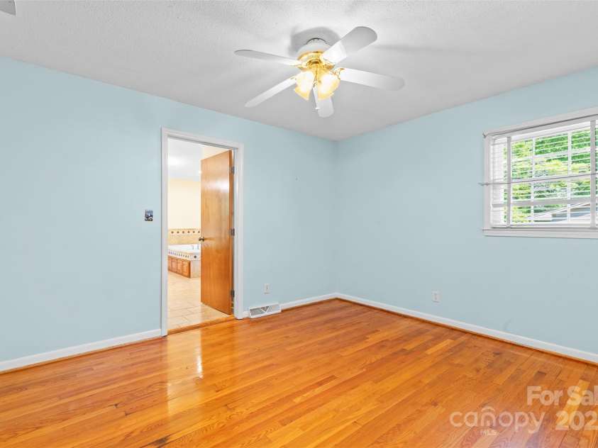 1633 Colony Road, Rock Hill, SC 29730.  MLS# CAR4238948, YatesRealty ID 11210. 