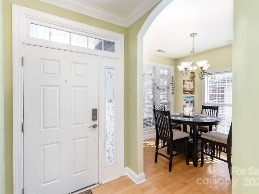 14014 Acorn Creek Lane, Charlotte, NC 28269.  MLS# CAR4234245, YatesRealty ID 11212. 