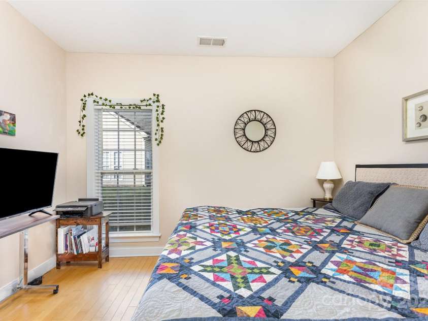 14014 Acorn Creek Lane, Charlotte, NC 28269.  MLS# CAR4234245, YatesRealty ID 11212. 
