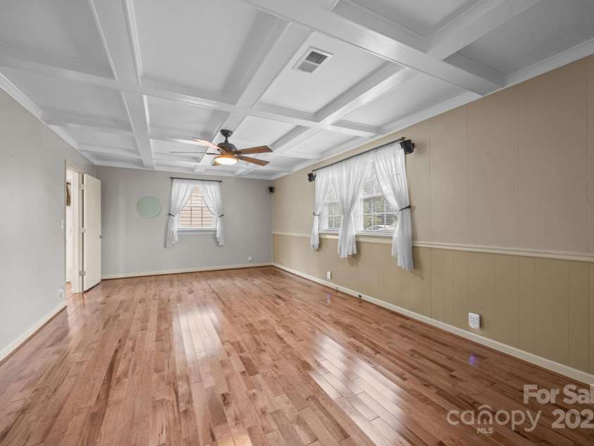 207 Highland Avenue, Concord, NC 28027.  MLS# CAR4314511, YatesRealty ID 11213. 