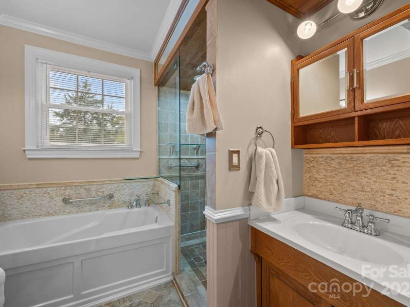 207 Highland Avenue, Concord, NC 28027.  MLS# CAR4314511, YatesRealty ID 11213. 