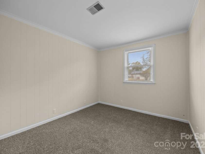 207 Highland Avenue, Concord, NC 28027.  MLS# CAR4314511, YatesRealty ID 11213. 