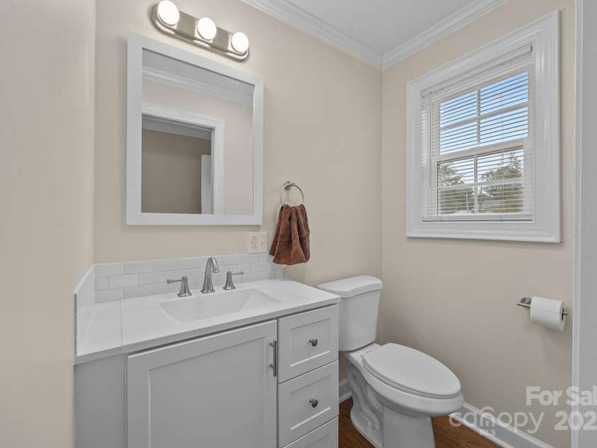 207 Highland Avenue, Concord, NC 28027.  MLS# CAR4314511, YatesRealty ID 11213. 