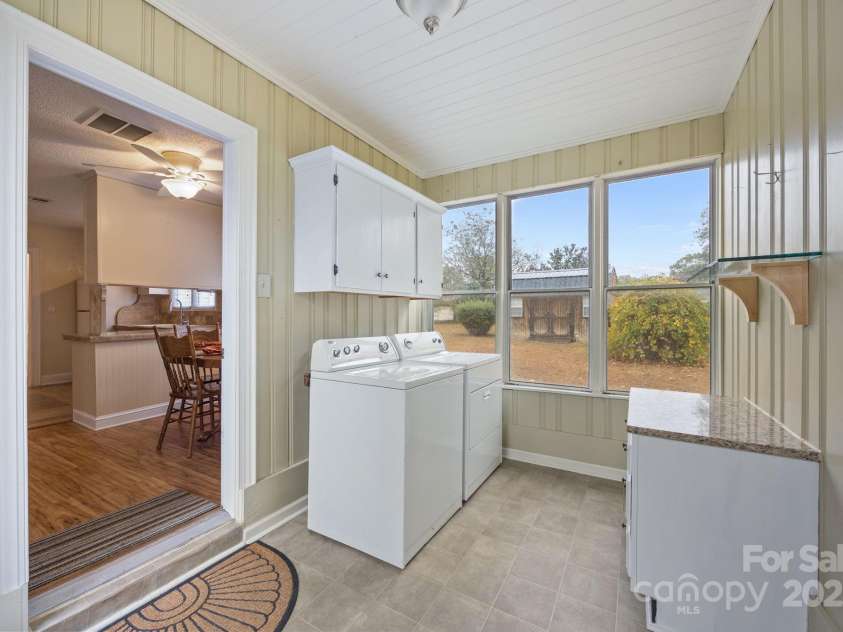 207 Highland Avenue, Concord, NC 28027.  MLS# CAR4314511, YatesRealty ID 11213. 