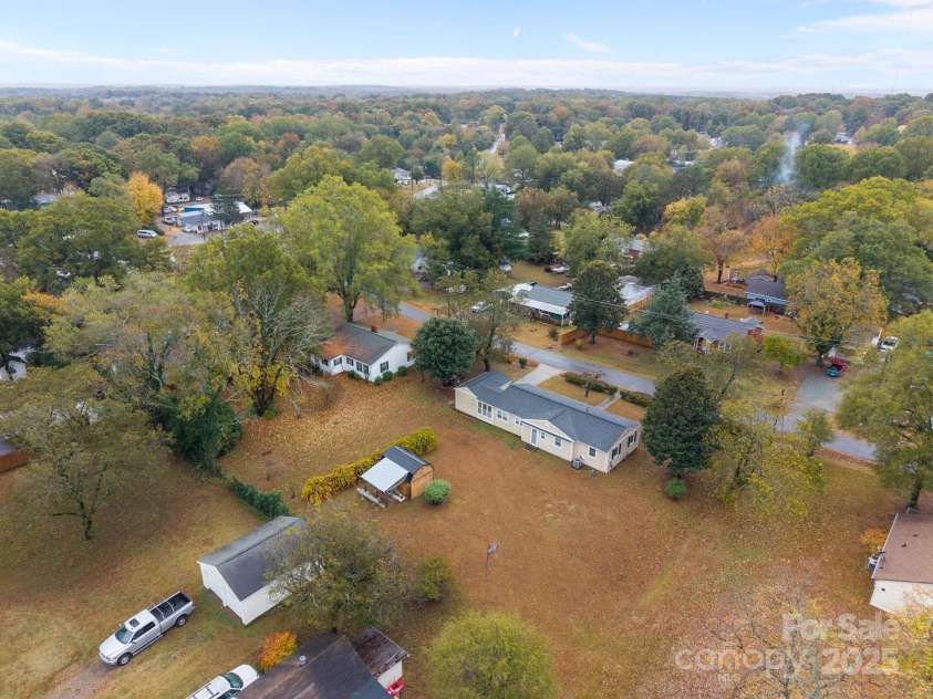 207 Highland Avenue, Concord, NC 28027.  MLS# CAR4314511, YatesRealty ID 11213. 