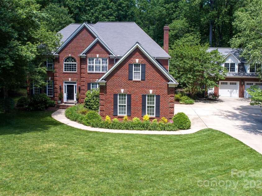 3546 Weddington Oaks Drive, Weddington, NC 28104.  MLS# CAR4249965, YatesRealty ID 11213. 