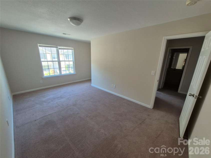 149 Alpine Ridge Drive, Asheville, NC 28803.  MLS# CAR4362702, YatesRealty ID 11214. Br2