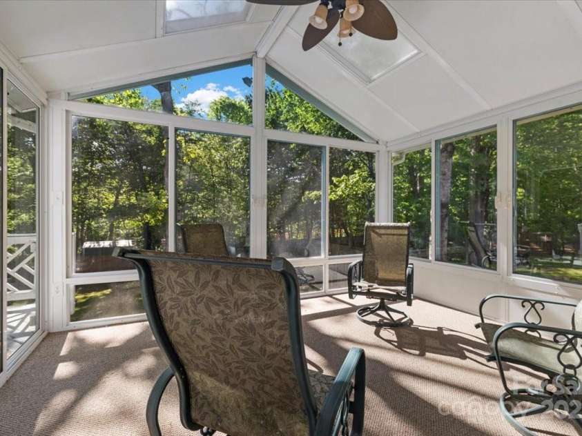 5074 Cobblestone Road, Winston Salem, NC 27106.  MLS# CAR4252000, YatesRealty ID 11214. 