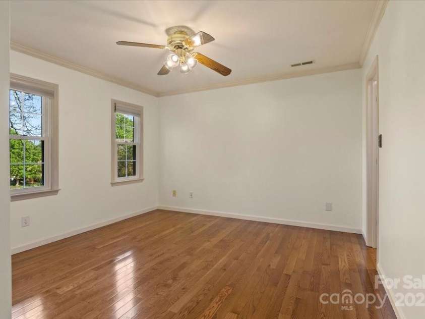 5074 Cobblestone Road, Winston Salem, NC 27106.  MLS# CAR4252000, YatesRealty ID 11214. 