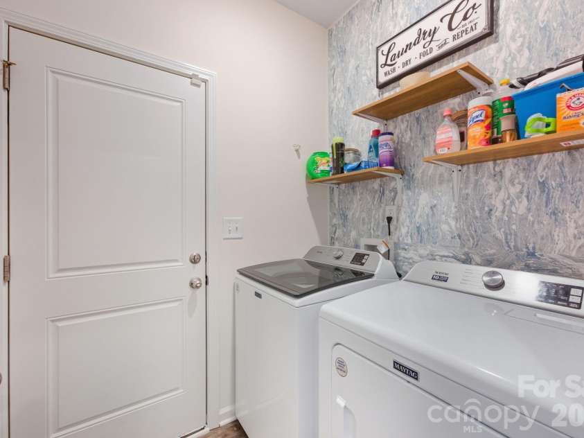 609 Mulberry Street, Statesville, NC 28677.  MLS# CAR4336410, YatesRealty ID 11216. 