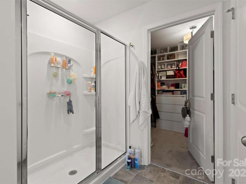 124 Sequoia Forest Drive, Mooresville, NC 28117.  MLS# CAR4231082, YatesRealty ID 11217. 