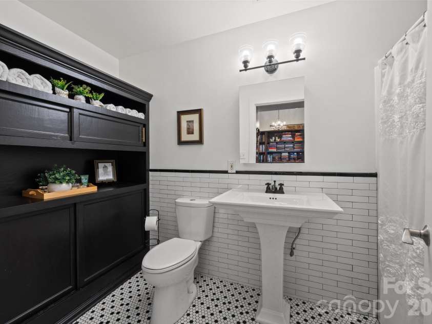 322 Council Street, Salisbury, NC 28144.  MLS# CAR4358650, YatesRealty ID 11217. 