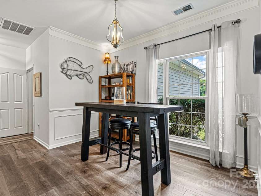 158 Bluffton Road, Mooresville, NC 28115.  MLS# CAR4246592, YatesRealty ID 11218. 
