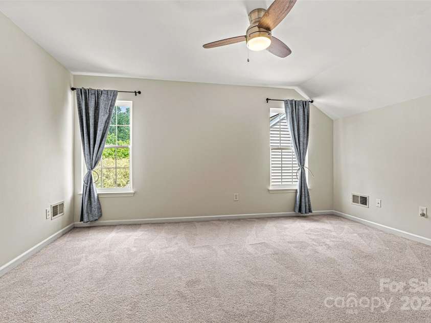 158 Bluffton Road, Mooresville, NC 28115.  MLS# CAR4246592, YatesRealty ID 11218. 