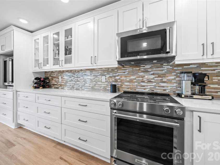133 Pine Grove Circle, Clover, SC 29710.  MLS# CAR4363171, YatesRealty ID 11219. 