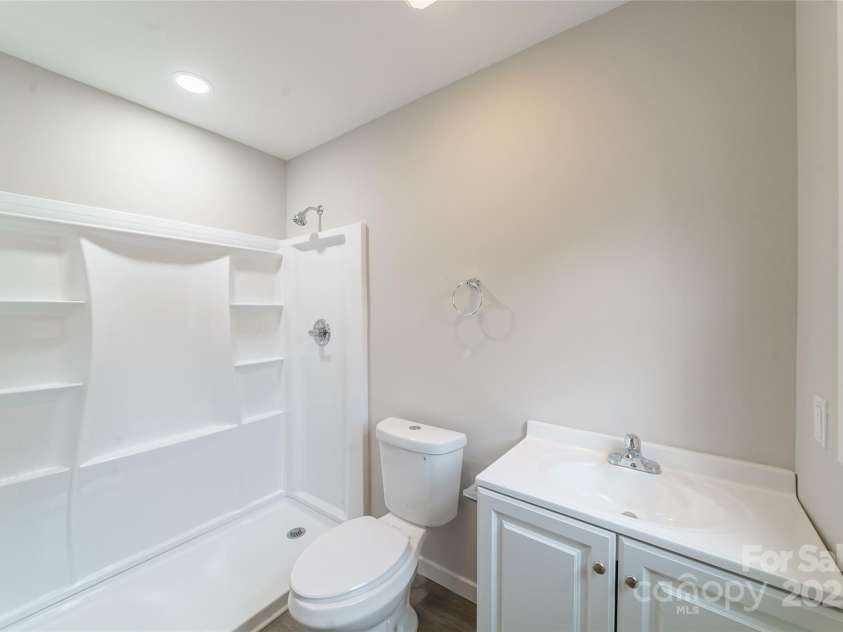 2500 Ridge Avenue, Kannapolis, NC 28083.  MLS# CAR4212413, YatesRealty ID 11219. 