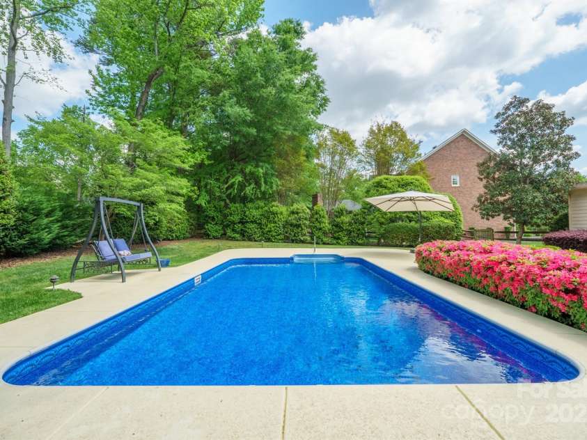 10101 Bayart Way, Huntersville, NC 28078.  MLS# CAR4249507, YatesRealty ID 11220. 