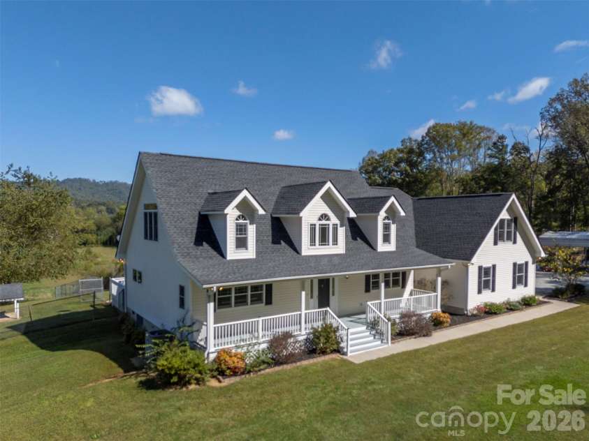 275 Souther Road, Fletcher, NC 28732.  MLS# CAR4346785, YatesRealty ID 11220. 