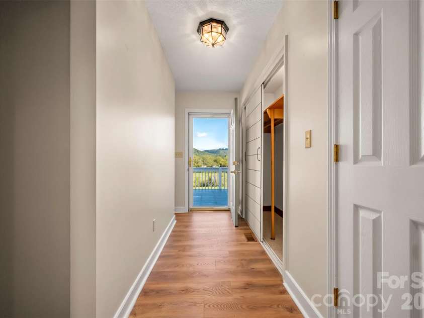 275 Souther Road, Fletcher, NC 28732.  MLS# CAR4346785, YatesRealty ID 11220. 