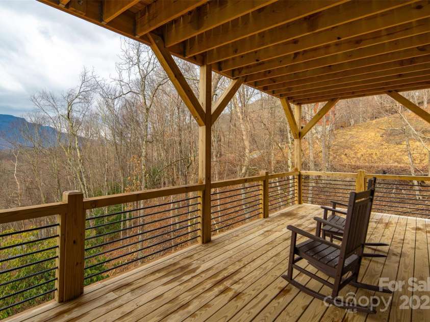 366 Telemark Lane, Seven Devils, NC 28604.  MLS# CAR4140454, YatesRealty ID 11221. 