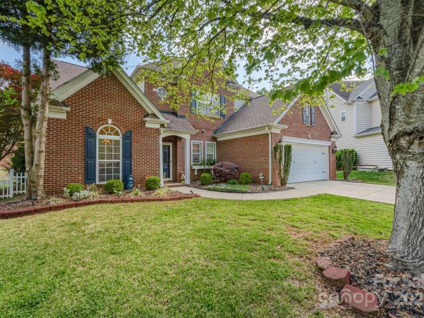 13406 Ada Court, Charlotte, NC 28213.  MLS# CAR4251709, YatesRealty ID 11222. 