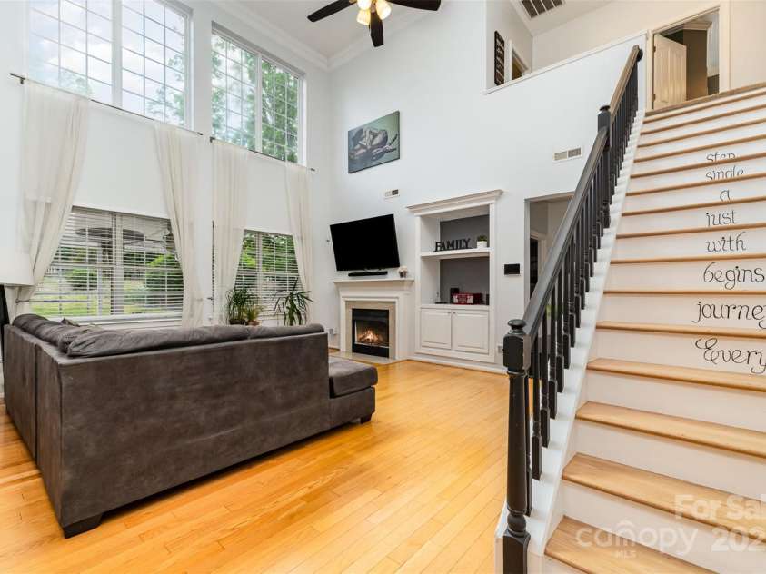 13406 Ada Court, Charlotte, NC 28213.  MLS# CAR4251709, YatesRealty ID 11222. 