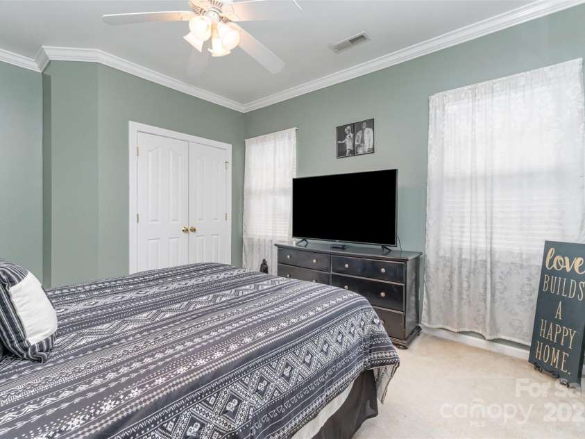 13406 Ada Court, Charlotte, NC 28213.  MLS# CAR4251709, YatesRealty ID 11222. 