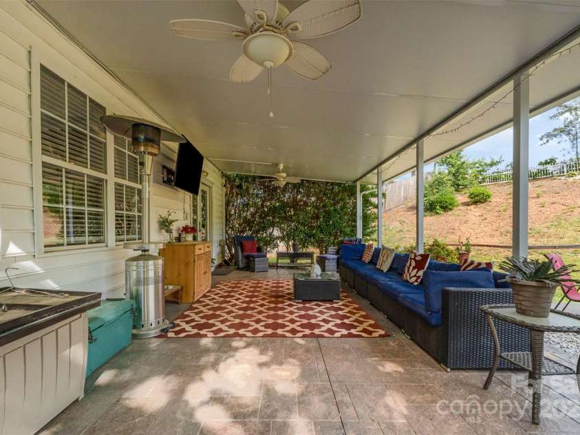 13406 Ada Court, Charlotte, NC 28213.  MLS# CAR4251709, YatesRealty ID 11222. 