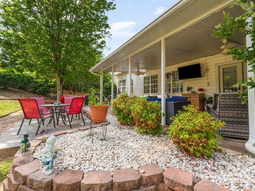 13406 Ada Court, Charlotte, NC 28213.  MLS# CAR4251709, YatesRealty ID 11222. 