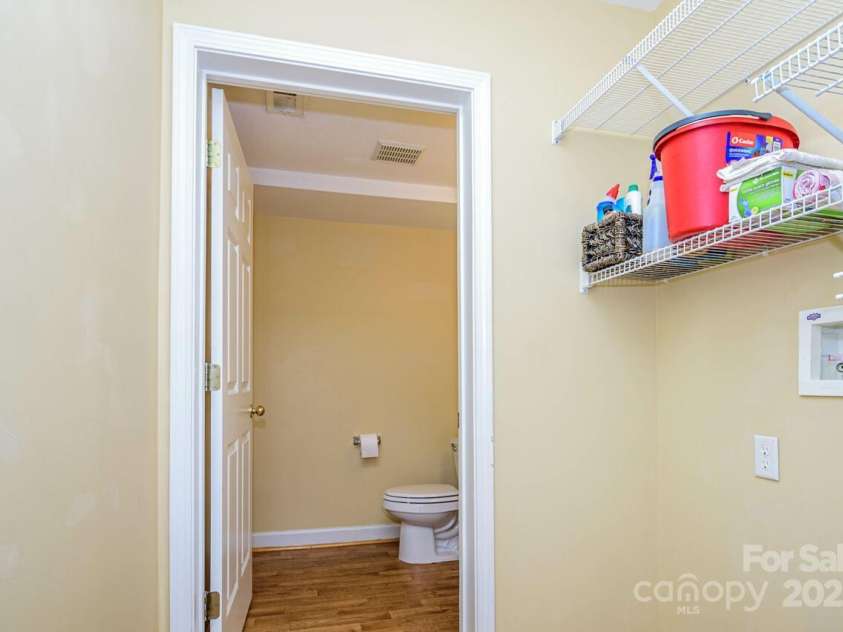 606 Olde Covington Way, Arden, NC 28704.  MLS# CAR4313907, YatesRealty ID 11222. Laundry
