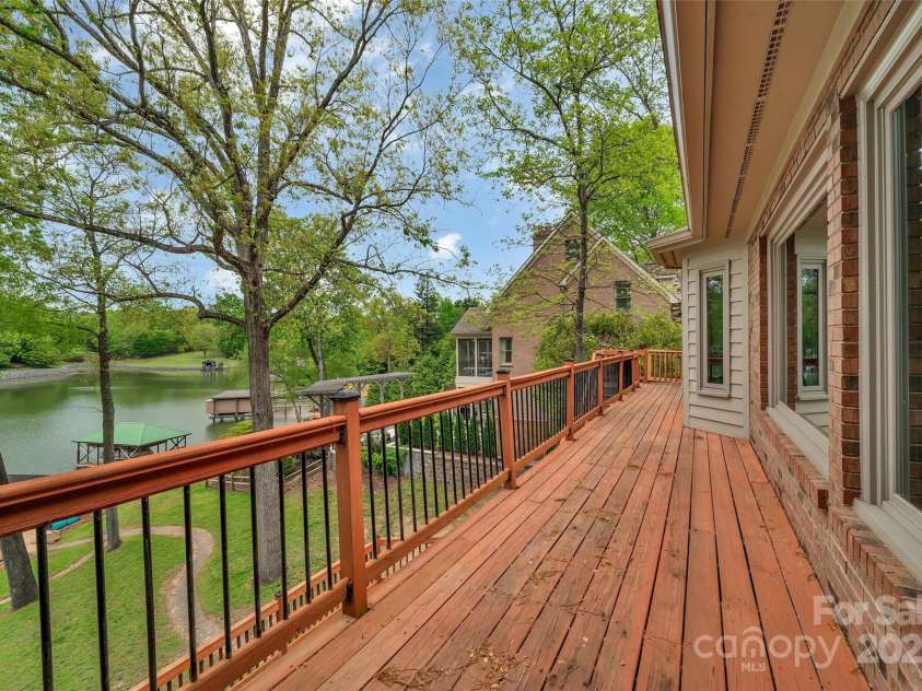 11153 Turtle Bay Court, Tega Cay, SC 29708.  MLS# CAR4238662, YatesRealty ID 11223. 