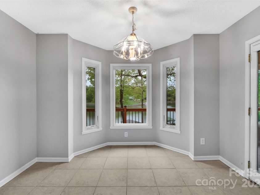 11153 Turtle Bay Court, Tega Cay, SC 29708.  MLS# CAR4238662, YatesRealty ID 11223. Dining Area