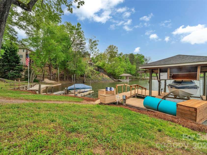 11153 Turtle Bay Court, Tega Cay, SC 29708.  MLS# CAR4238662, YatesRealty ID 11223. Dock, Sandy beach