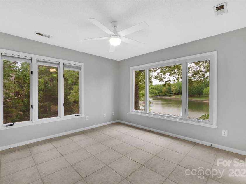 11153 Turtle Bay Court, Tega Cay, SC 29708.  MLS# CAR4238662, YatesRealty ID 11223. Sunroom