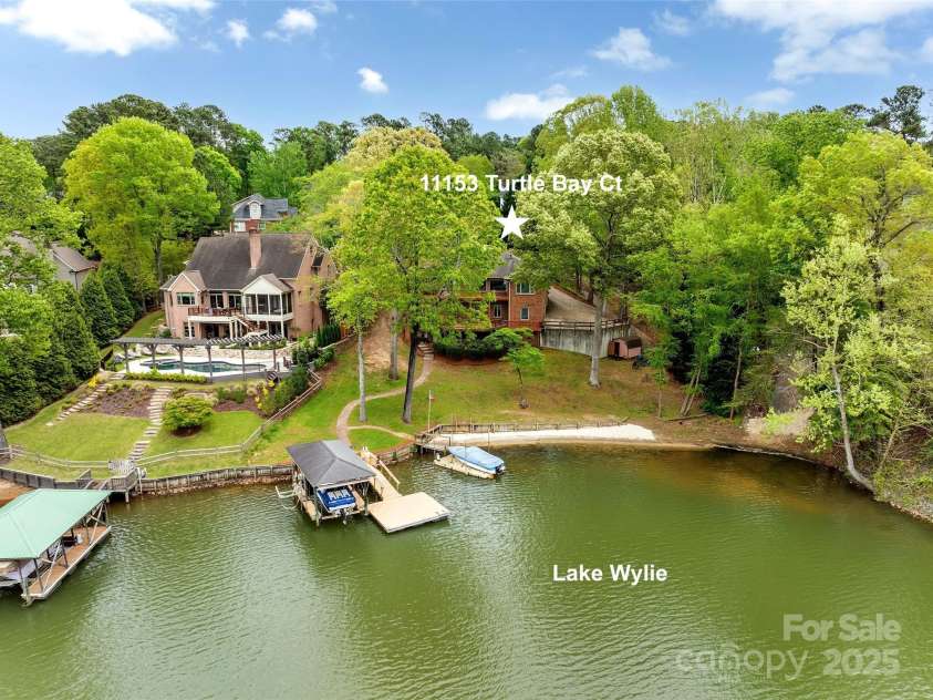 11153 Turtle Bay Court, Tega Cay, SC 29708.  MLS# CAR4238662, YatesRealty ID 11223. Welcome to 11153 Turtle Bay Ct, Tega Cay, SC