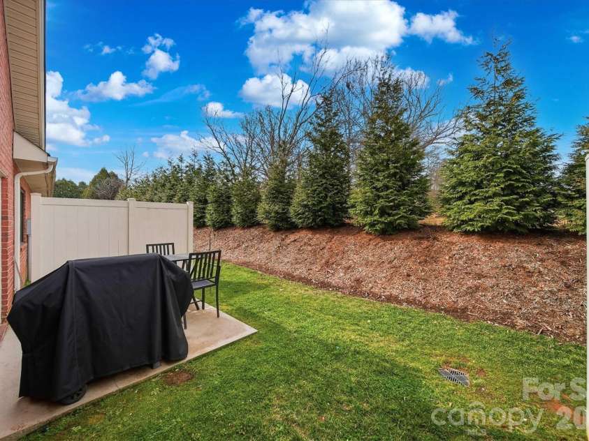 1658 20th Avenue Court, Hickory, NC 28601.  MLS# CAR4346819, YatesRealty ID 11225. 