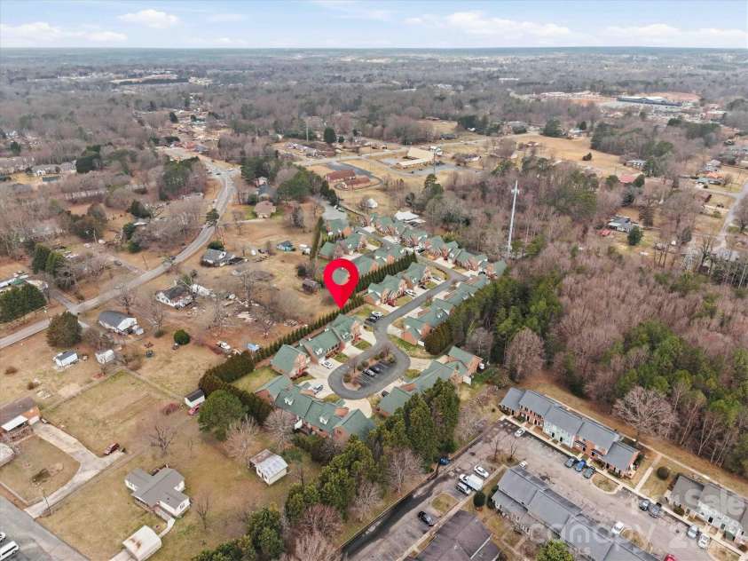 1658 20th Avenue Court, Hickory, NC 28601.  MLS# CAR4346819, YatesRealty ID 11225. 