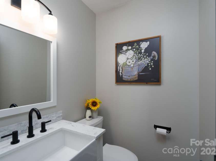 604 Fairway Shores Road, Mount Gilead, NC 27306.  MLS# CAR4231642, YatesRealty ID 11225. 