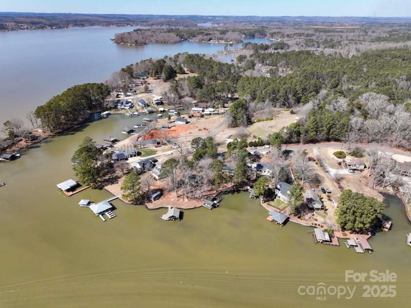 604 Fairway Shores Road, Mount Gilead, NC 27306.  MLS# CAR4231642, YatesRealty ID 11225. 