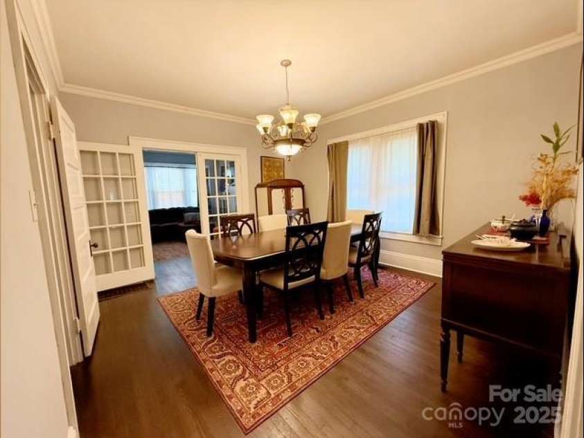 127 11th Street, Salisbury, NC 28144.  MLS# CAR4233647, YatesRealty ID 11226. 