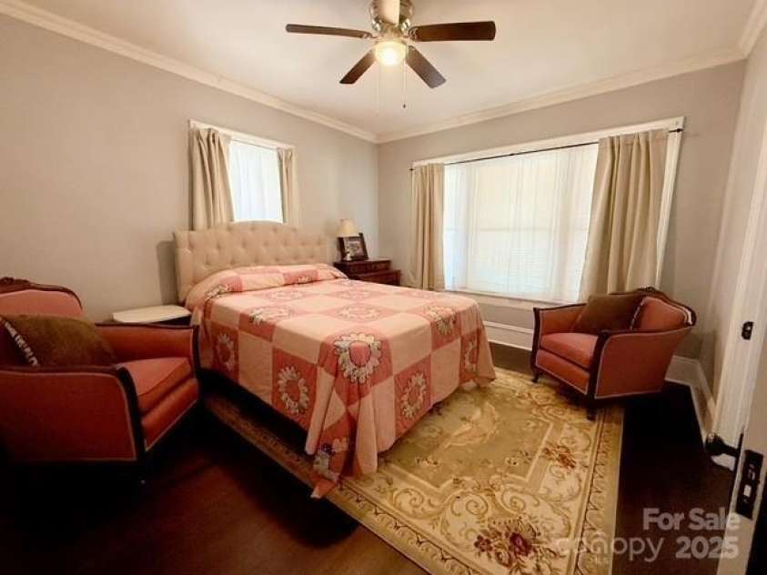 127 11th Street, Salisbury, NC 28144.  MLS# CAR4233647, YatesRealty ID 11226. 
